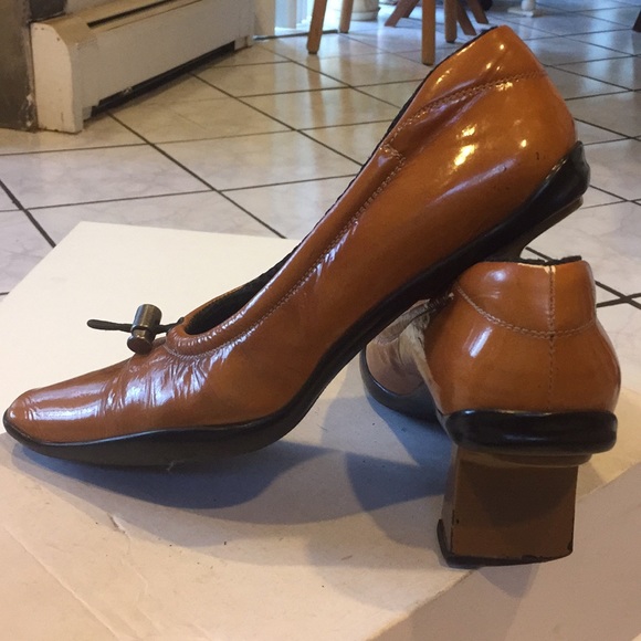 Designer shoes - Picture 3 of 7